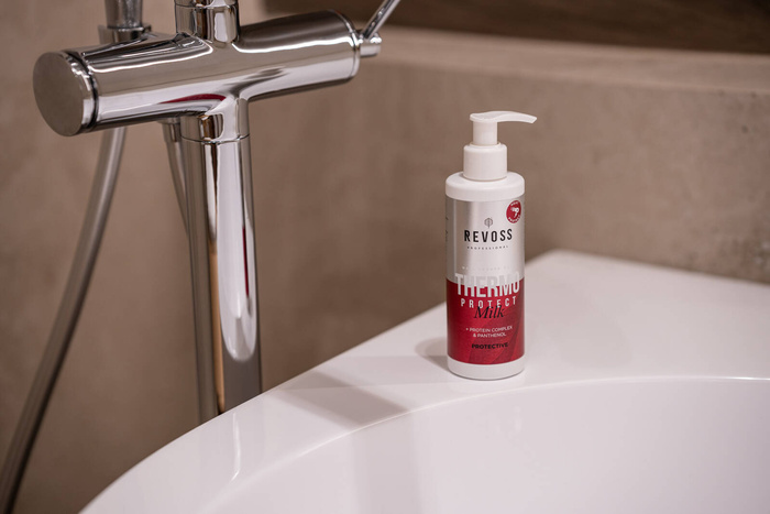 Termoochronne mleczko do stylizacji włosów, Revoss, 190 ml