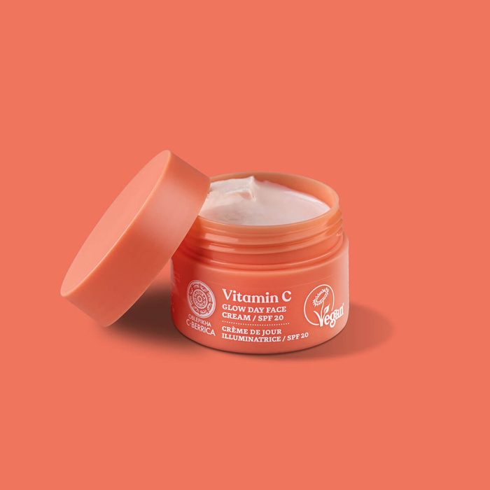 Rozświetlający Krem do Twarzy z Filtrem SPF 20 z Witaminą C Oblepikha C-berrica, Natura Siberica, 50 ml